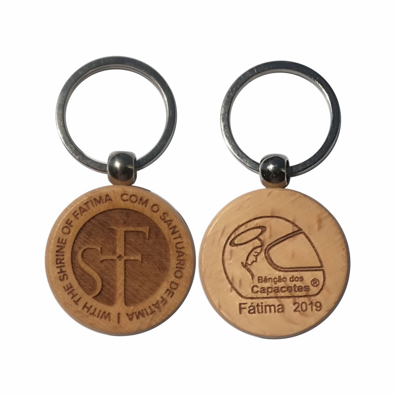 Keychain made of natural beech wood with the 2019 Helmets Blessing log